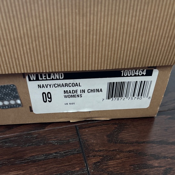 UGG Blue and Gray Knit Winter Boots - Picture 2 of 6